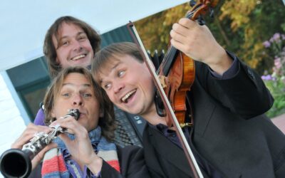 18 maart: Wings met Trio C tot de Derde