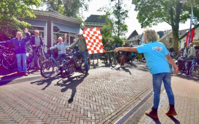 Geslaagde IJsseltheaterfietstocht