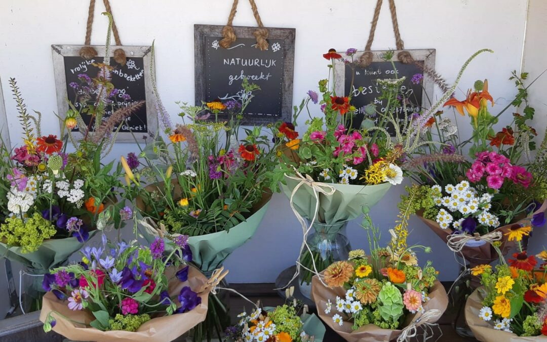 Natuurlijke Tuinboeketten bij ‘de Bedoening’